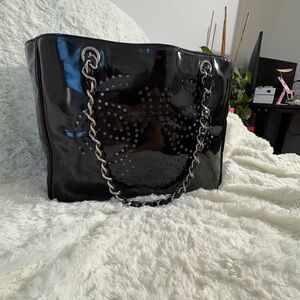 CHANEL Black Patent Leather Tote with Chain Handles Authenticated
